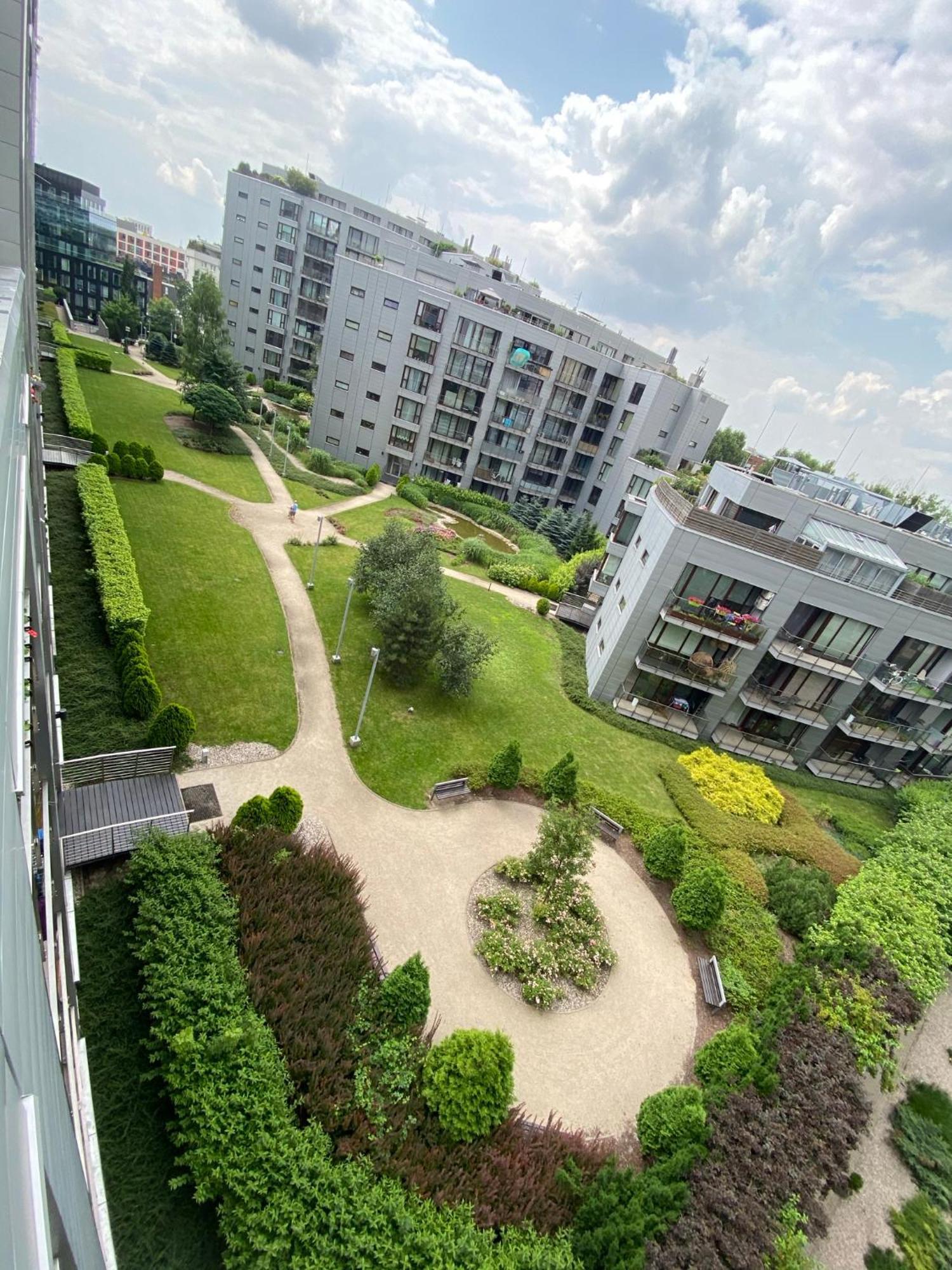 Two Rooms Apartment Triton Park Warschau Buitenkant foto